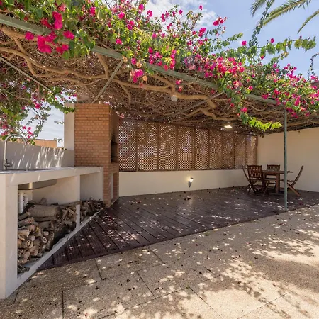 Quinta Ribeiro Salgado - By Wehostmadeira *