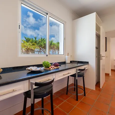 Quinta Ribeiro Salgado - By Wehostmadeira * Porto Santo